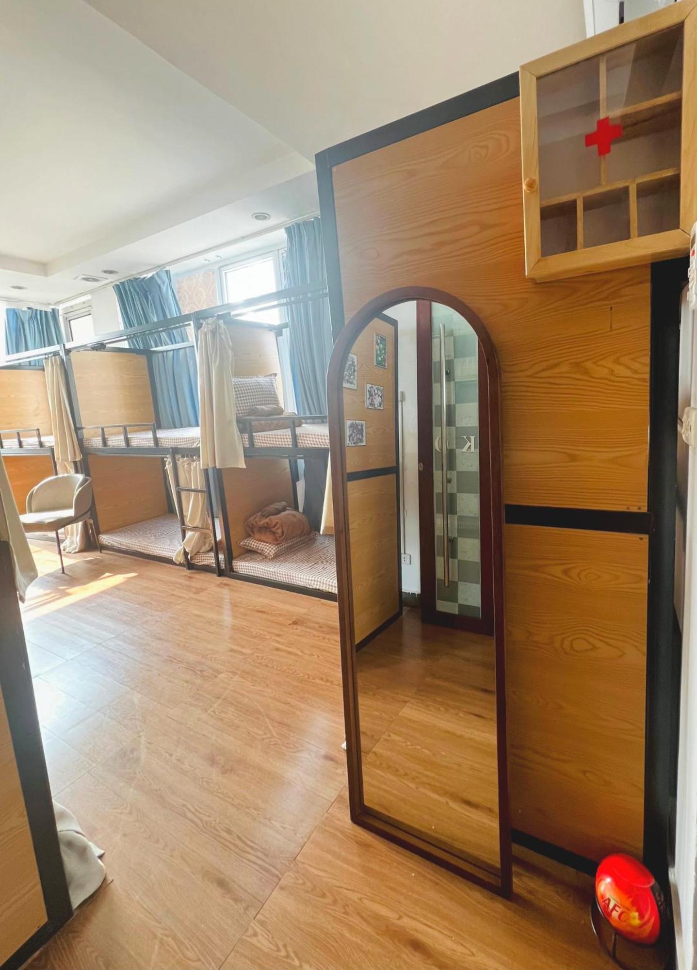 Hostel Station Budget Backpackers - Lushstay *
